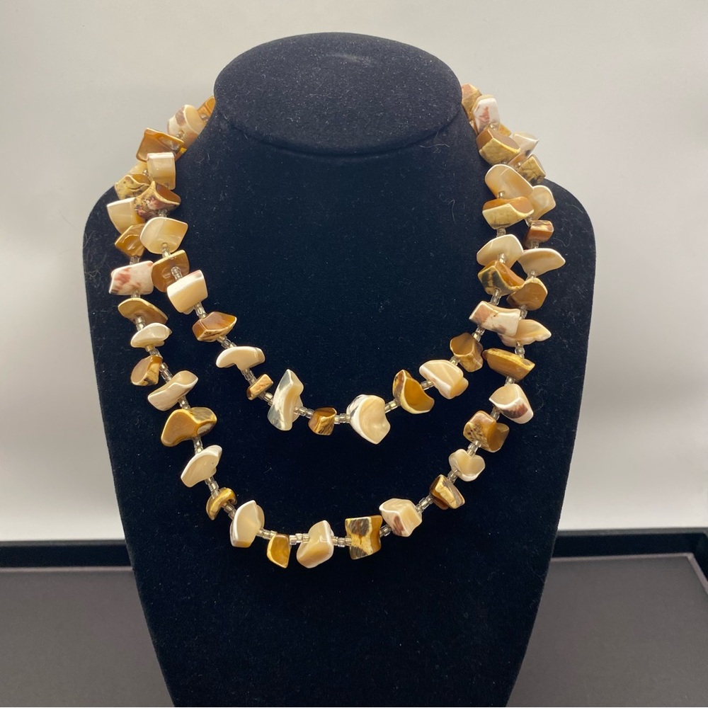 Stunning Natural Stone Chip Amber tone Necklace